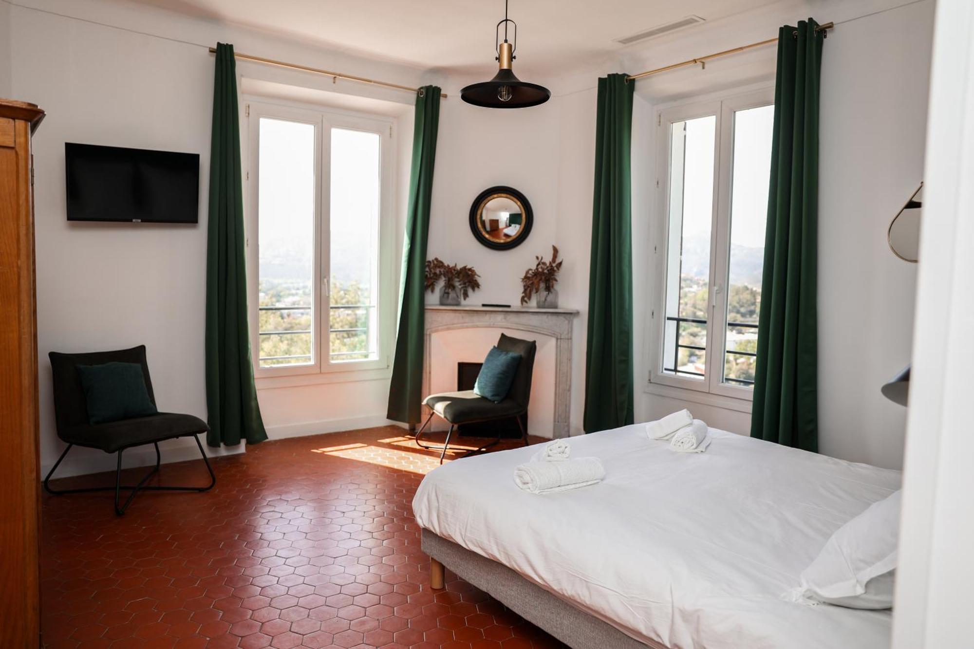 Villa Les Roches Mandelieu エクステリア 写真