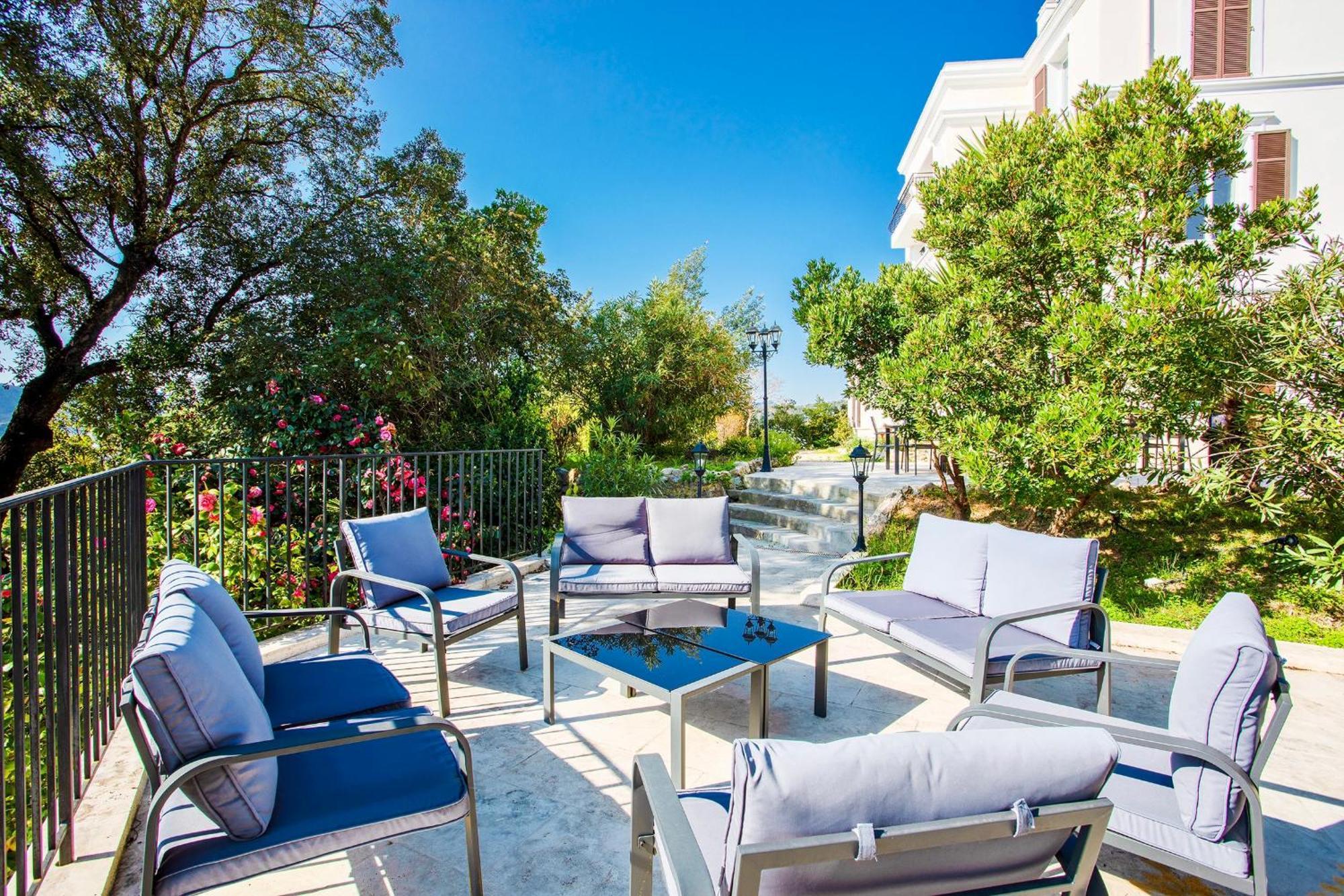 Villa Les Roches Mandelieu エクステリア 写真