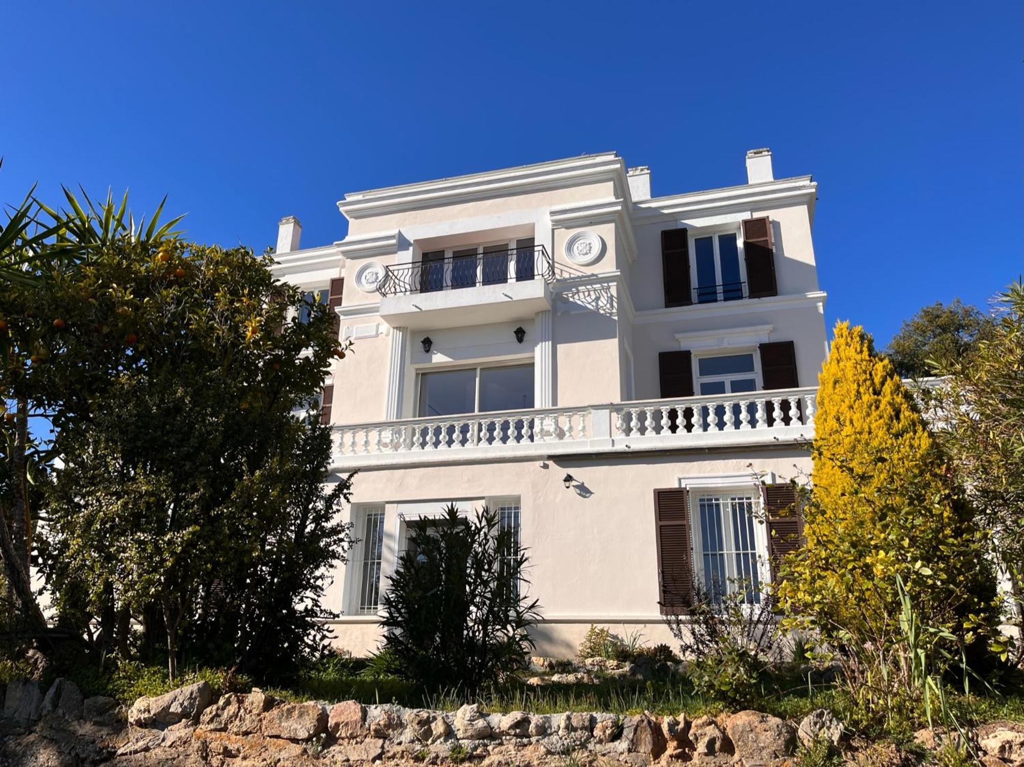 Villa Les Roches Mandelieu エクステリア 写真